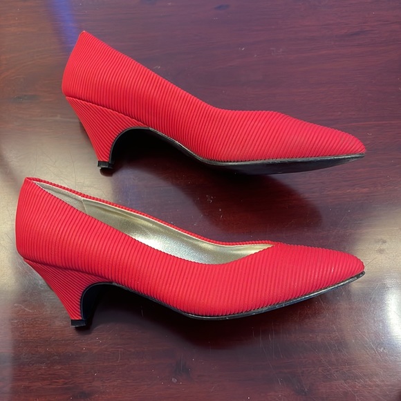 Japanese women’s shoes. Size 6 - Picture 4 of 5